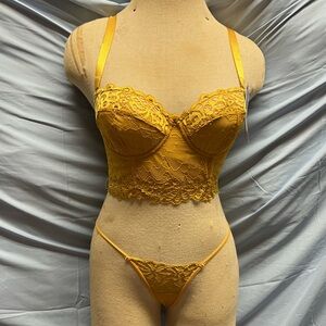 Elegant Yellow/Gold Lace Lingerie Set